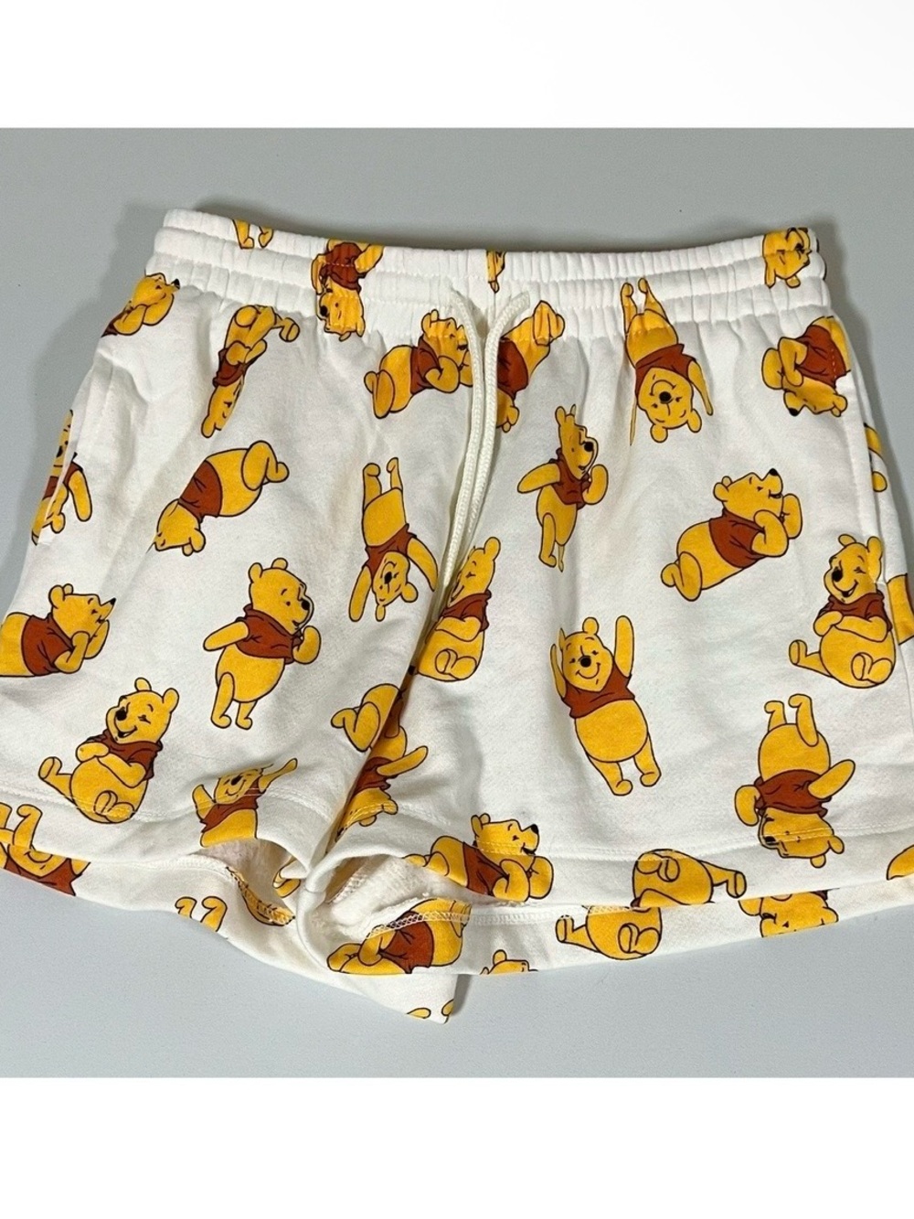 Winnie the Pooh White Graphic Drawstring Shorts Bottoms Size XS 🍯✨ #shorts